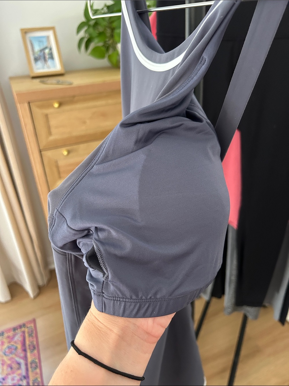 Vuori Dress. Size Large. Pockets. Built in shelf bra with pads. No shorts - Picture 6 of 7